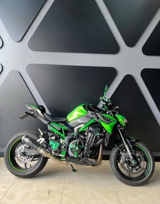 KAWASAKI Z900 KAWASAKI Z900